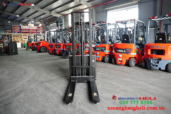 Xe Nâng Tay điện Cdd15j Càng Rộng 685